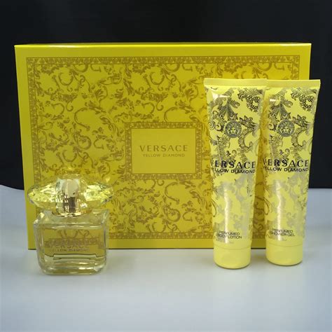 versace yellow diamonds gift set